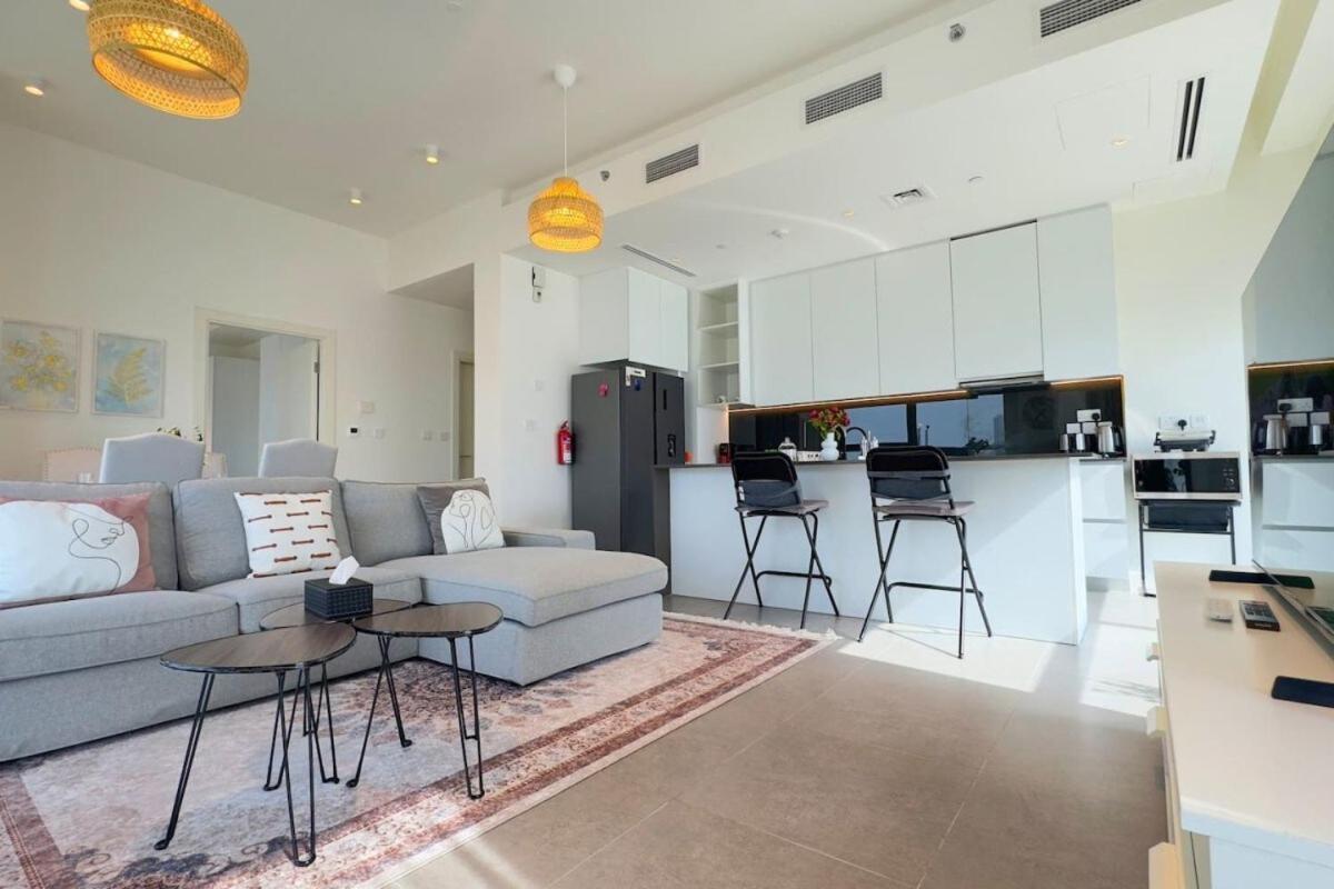1 Bhk Luxurious Reem Island With Access Abu Dhabi